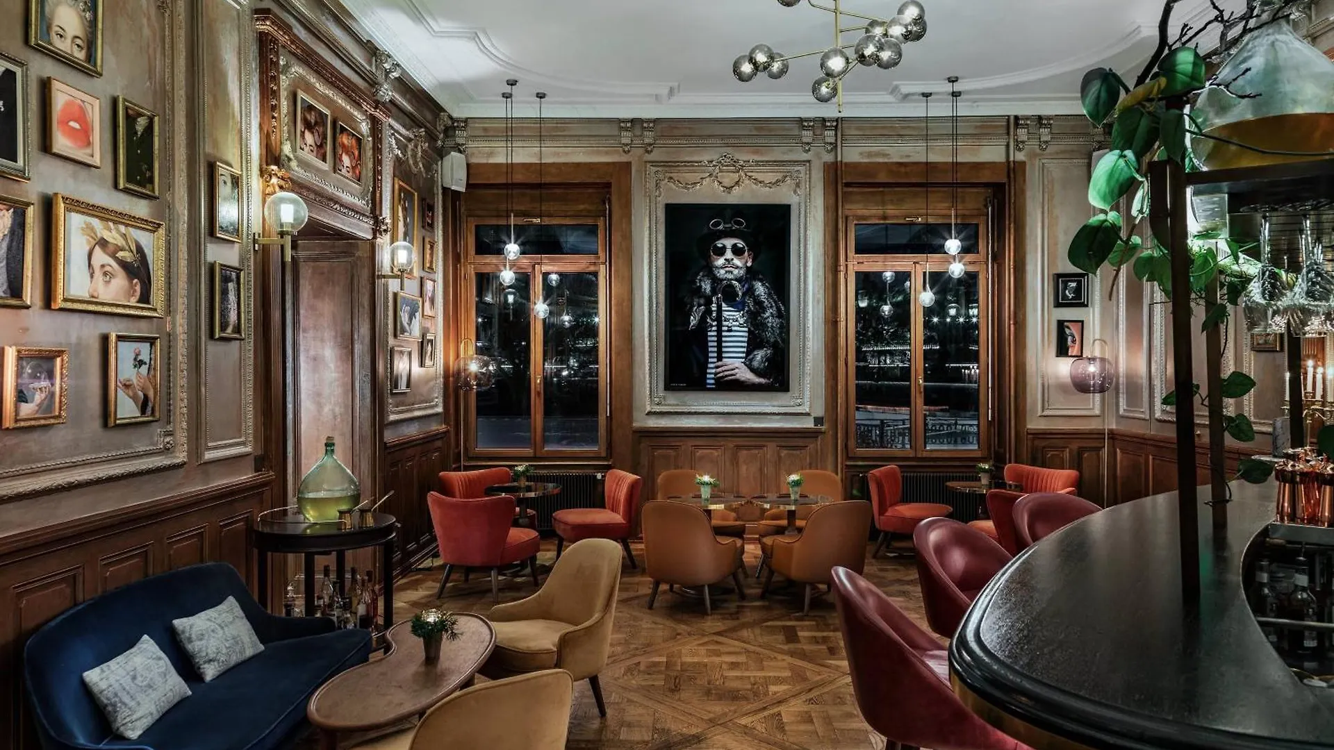The Ritz-Carlton Hotel De La Paix, Geneva 5*,