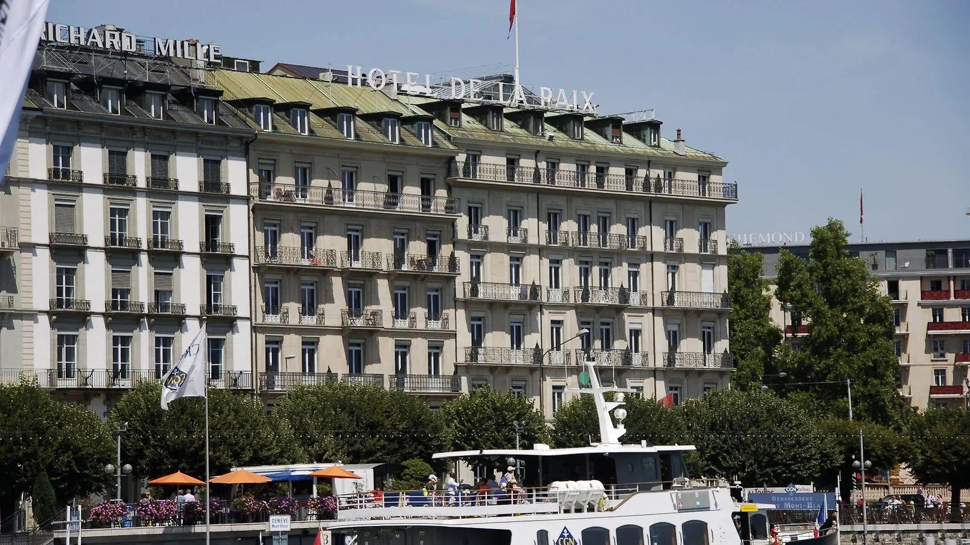 The Ritz-Carlton Hotel De La Paix, Geneva location