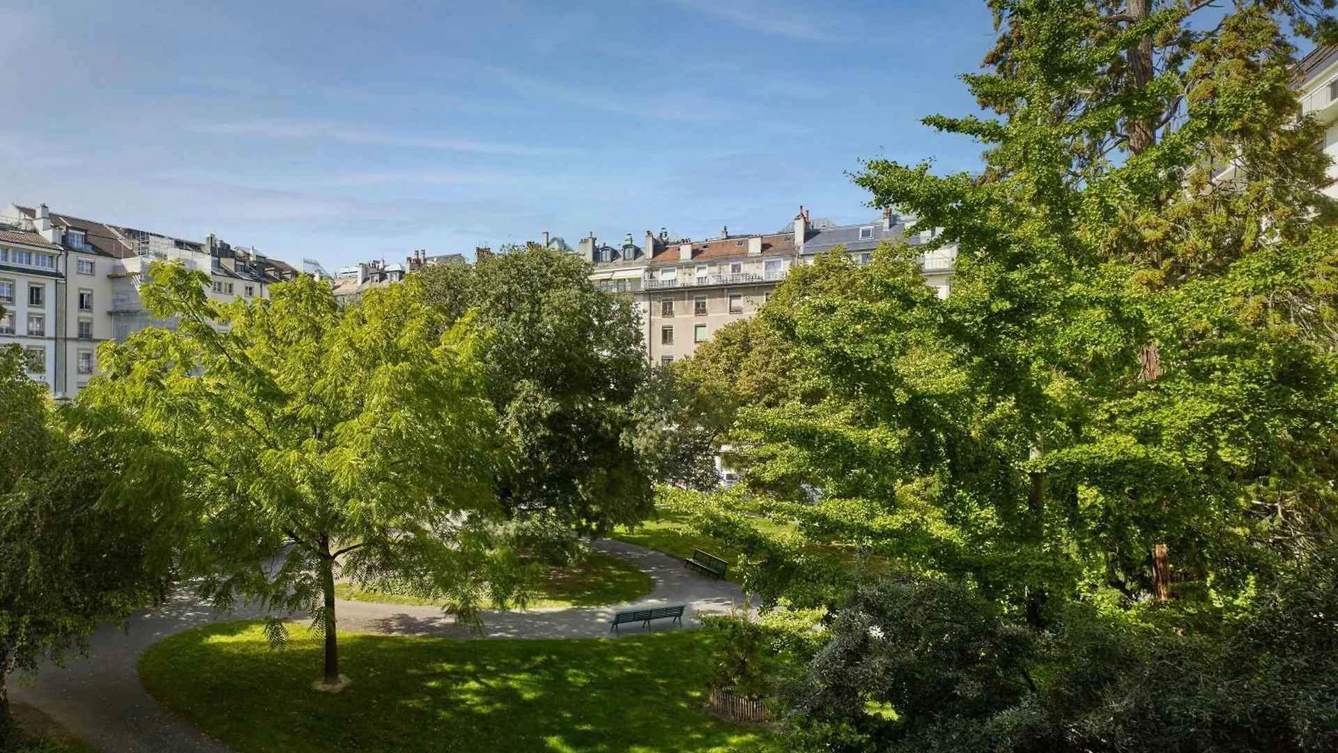 The Ritz-Carlton Hotel De La Paix, Geneve