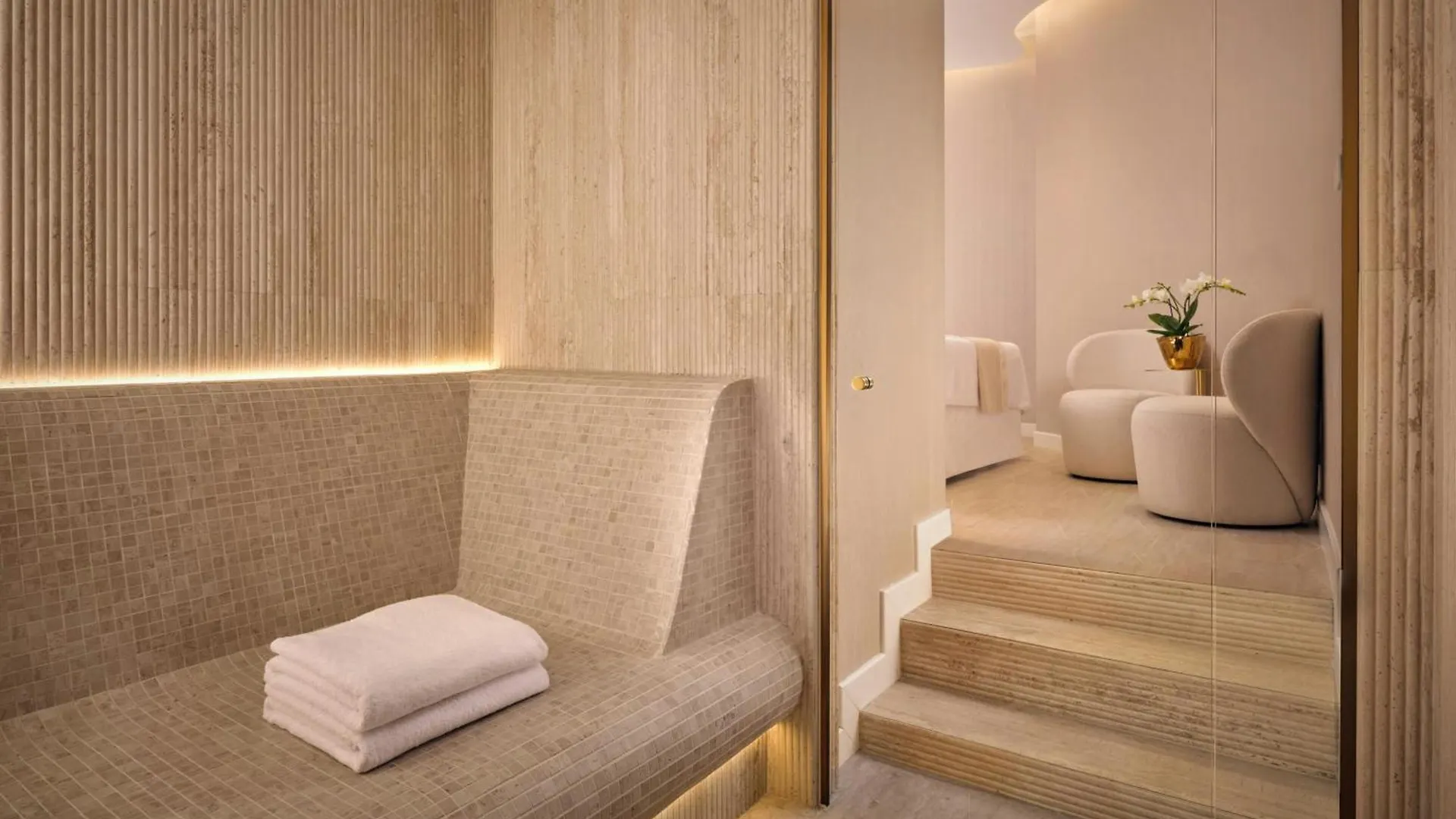 The Ritz-Carlton Hotel De La Paix, Geneve