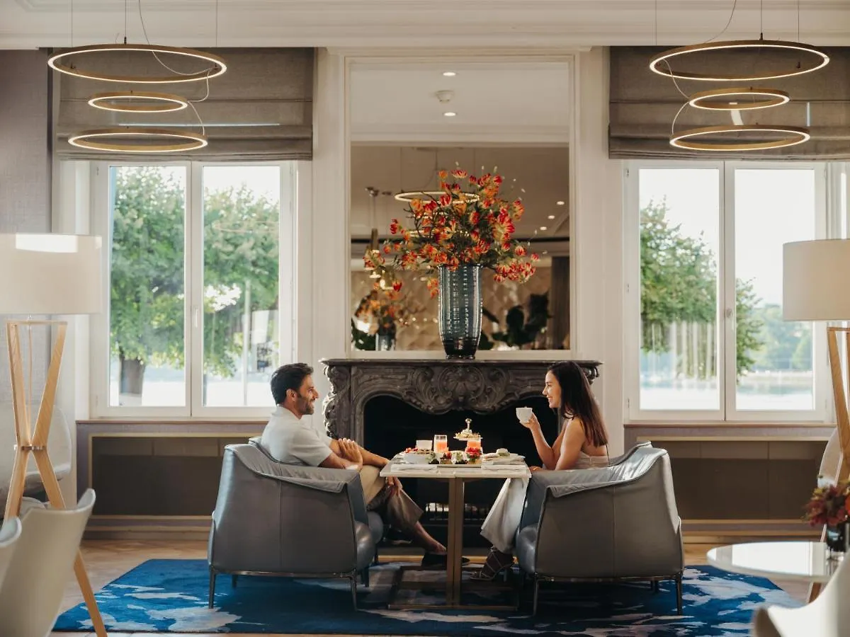 The Ritz-Carlton Hotel De La Paix, Genève